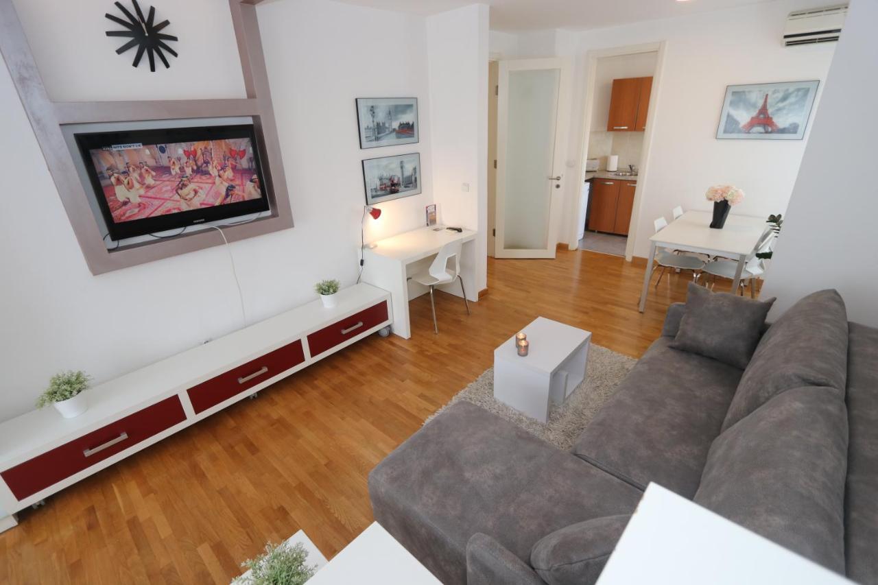 New Belgrade Apartment Belville, Parking 5 Evra Dan Exterior foto
